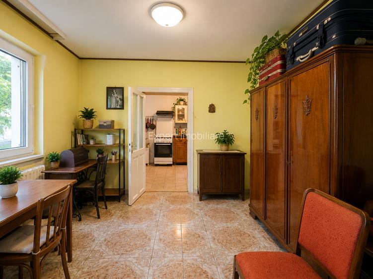 Casa | Zona Centrală | Str. Ștefan cel Mare | Curte comună | 52.000 € - 4