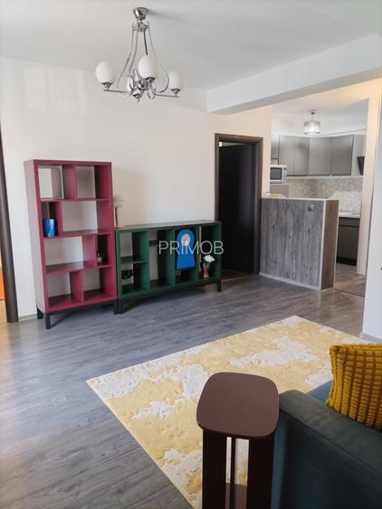 3 camere | Etaj 1/3 | Bloc 2015 | Renovat | Mutare imediată