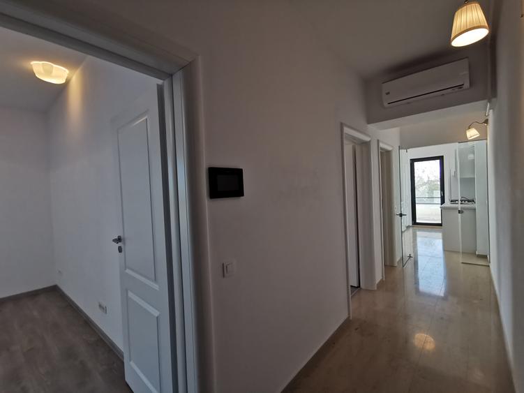 Apartament 3 camere de închiriat, Bd. Unirii, Bloc 2020, Locație premium