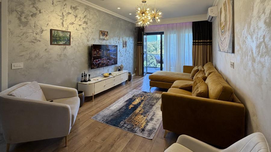 Apartament 2 camere, balcon 13 mp, piscină interioară – Iancu Nicolae, Pipera
