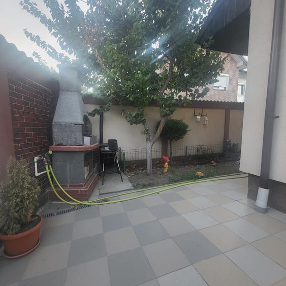 FUNDENI-DOBROIESTI, vila 2014 P+M, singur curte