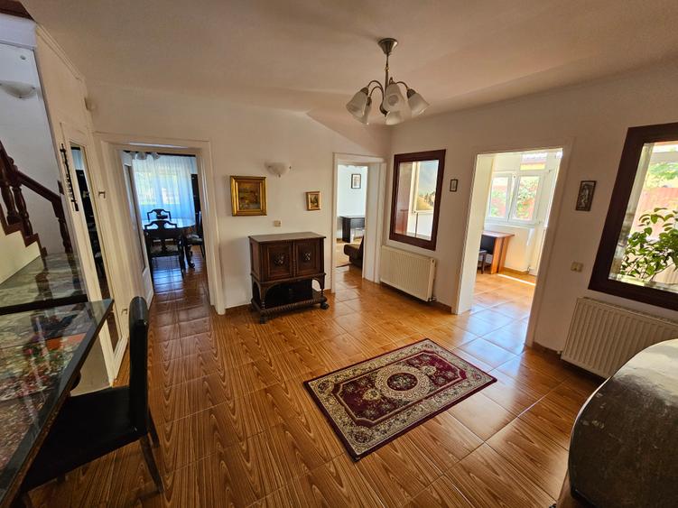 Vilă 6 camere | Ciolpani – Str. Mănăstirii | 215 mp | Teren 2.000 mp | Piscină