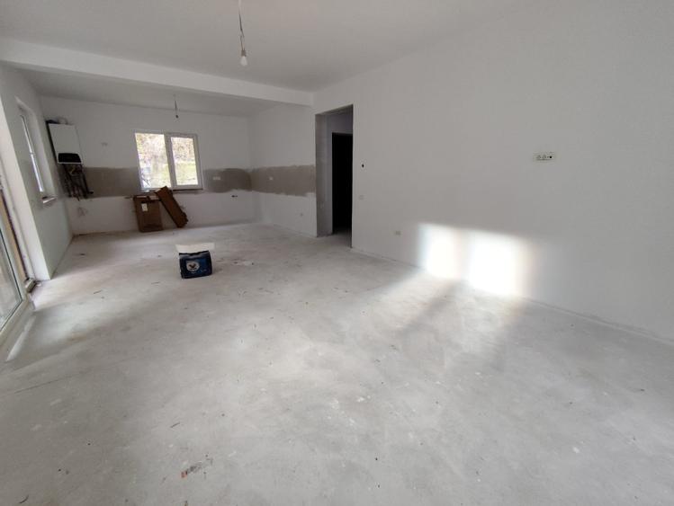 Casa Individuală| 4 camere | 120 mp| zona Cugir