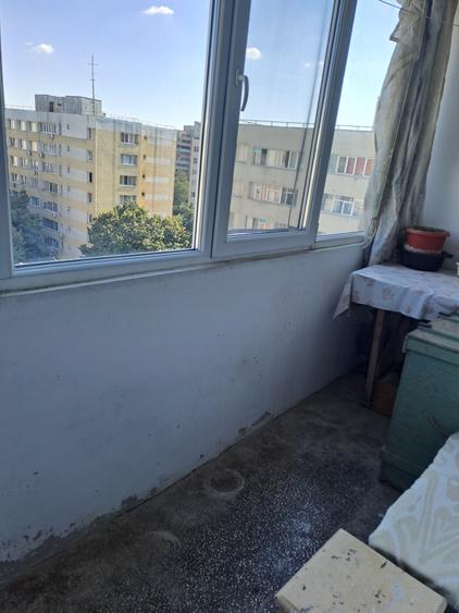 Obor Mașina de Pâine 70 mp bloc anvelopat Mobilat Utilat Balcon mare 1 baie