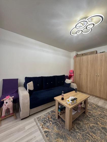2 camere | Renovat | Apărătorii Patriei| etaj 2/4 | 40 mp| T738