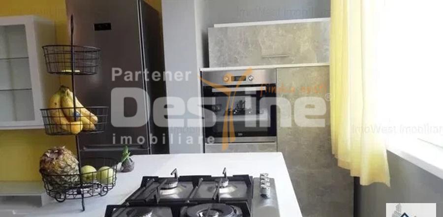 Închiriez apartament