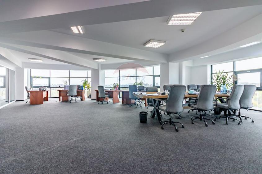 Cladire de birouri I Office & comercial I 245 mp I Mihai Bravu