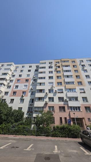 2 camere – Str. Murgeni - Titan - Basarabia - Bloc 1992