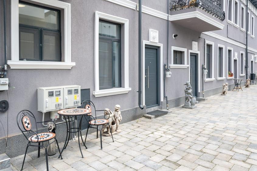 APARTAMENT 3 CAMERE DE INCHIRIAT