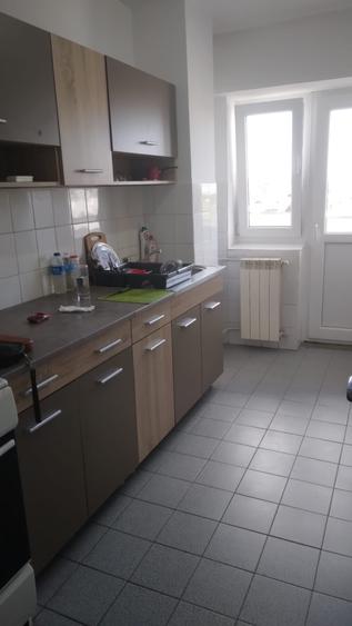 DECEBAL metrou PIATA Muncii DECOMANDAT 6/7 DOUA BAI,