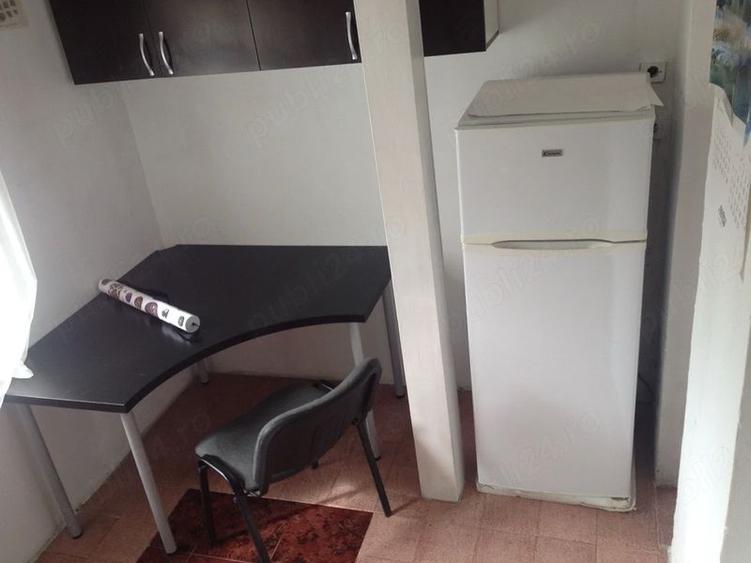Pta Victoriei Inchiriez garsoniera spatioasa 42 mp mobilata utilata curata balco