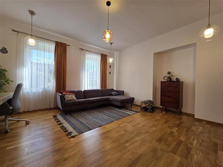 Apartament deosebit la casa str. De Mijloc