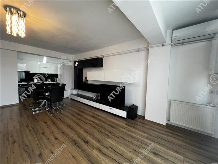 Apartament 3 camere 2 balcoane etaj intermediar zona Doamna Stanca
