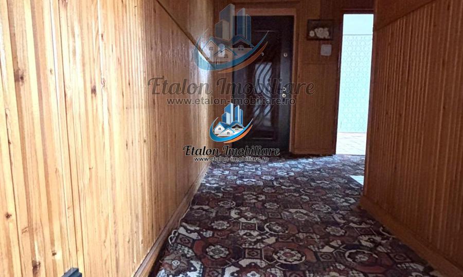 Apartament 2 camere decomandat, zona centrala Muzeu, Piatra Neamt