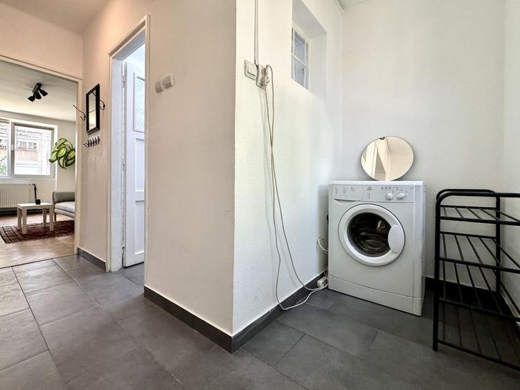 Apartament 2 camere, primitor, in zona Centrala-Universitate