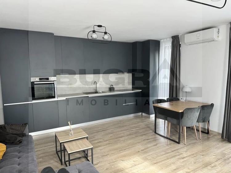 Apartament 2 camere, etaj intermediar, parcare, zona Frunzisului