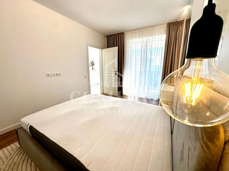 Apartament ultrafinisat | Etaj intermediar | Zona str Tineretului