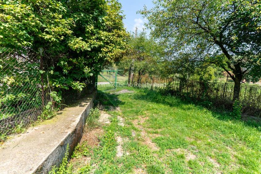 Casă  cu 10 camere in 2 corpuri de cladire (se pot vinde separat) - 42
