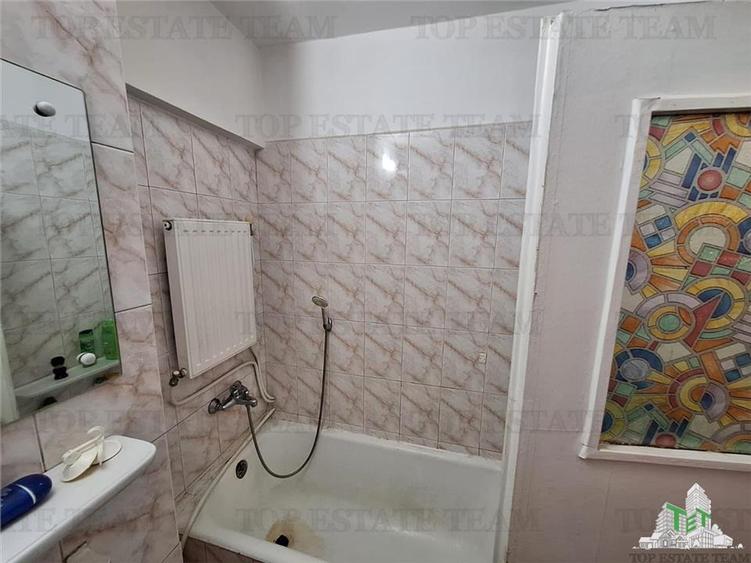 Apartament 3 cam. ultracentral - vanzare - Braila