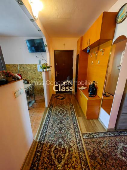 Apartament 3 camere | Decomandat | 65 mpu | Zona Observator Zorilor