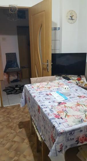 APARTAMENT 3 CAMERE-DECOMANDAT-TRAFIC GREU-TUTUNARI