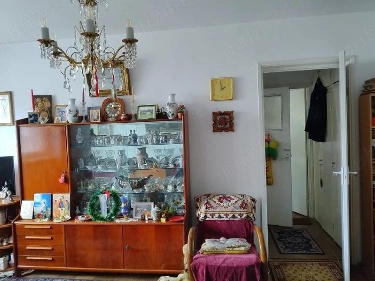 Obor,Mihai Bravu langa Primaria Sectorului 2
