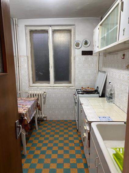3 camere Drumul Taberei-Aleea Campul cu Flori bloc OD