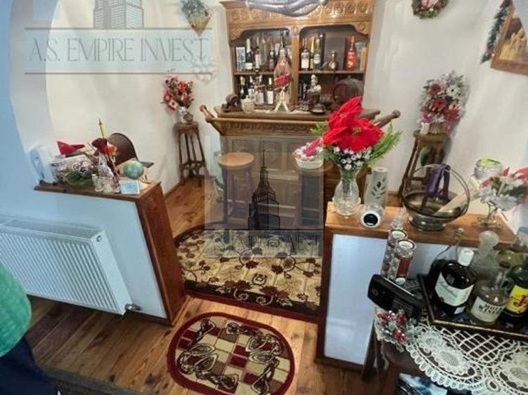 Casa singur în curte, 1000 mp teren - zona Tarlungeni