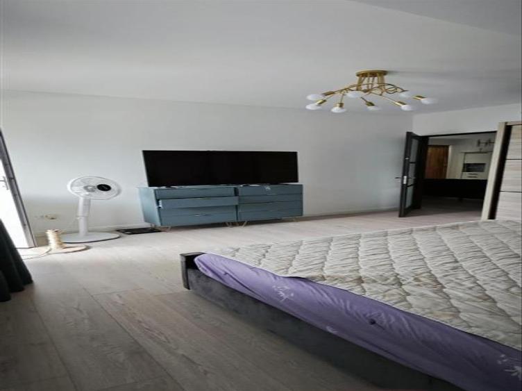 Apartament 3 camere Lux  cu Loc de Parcare, Bucsinescu