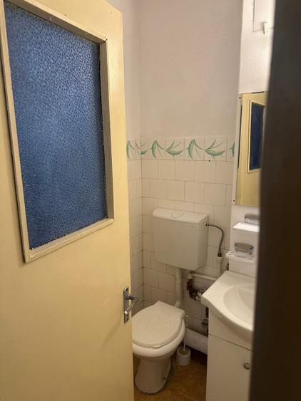 Garsoniera decomandata, 33 mp, Calea Bucuresti Rotonda