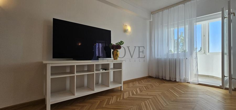 2 camere decomandate – Bulevardul Unirii nr. 8-Palatul Parlamentului