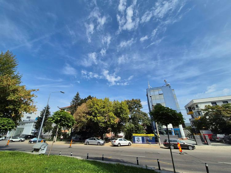 Teren situat central, pretabil dezvoltare cladire S+P+5E