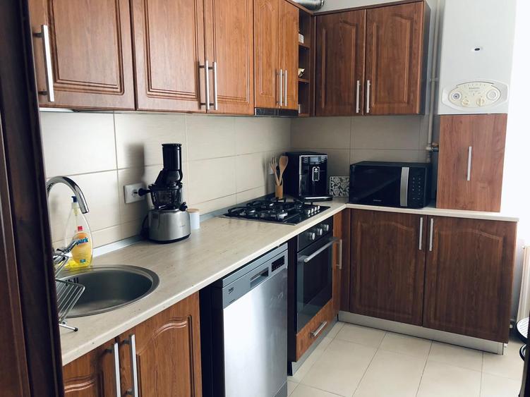 Apartament 3 camere, 68 mp + parcare – Florești, str. Tineretului