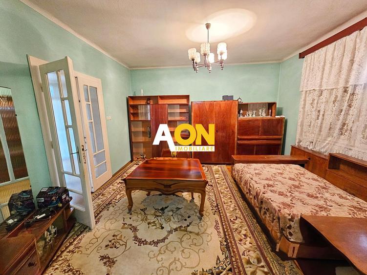 Casa 4 camere, 618 mp teren, zona Centru