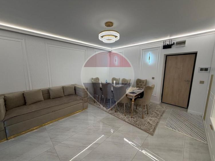 Vanzare apartament 3 camere Hils Pallady