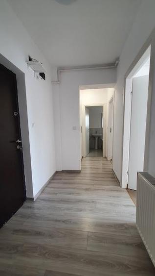Inchiriere in Tudor bloc nou apartament 2 camere cu parcare.