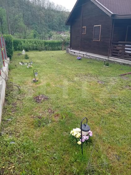 Cabană + teren generos, 60 mp utili, 30 km de Deva - Boz
