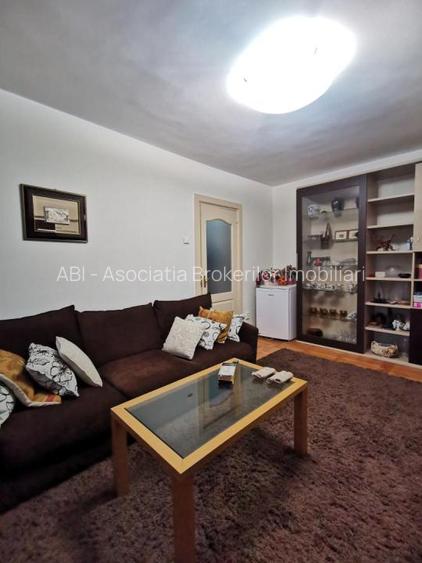 Muncii Basarabia Ap 2 camere confort I - 20