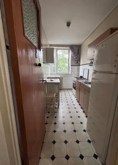 Apartament 2 Camere,,Berceni,bl.reabilitat,DECOMANDAT,geam la baie,Liber