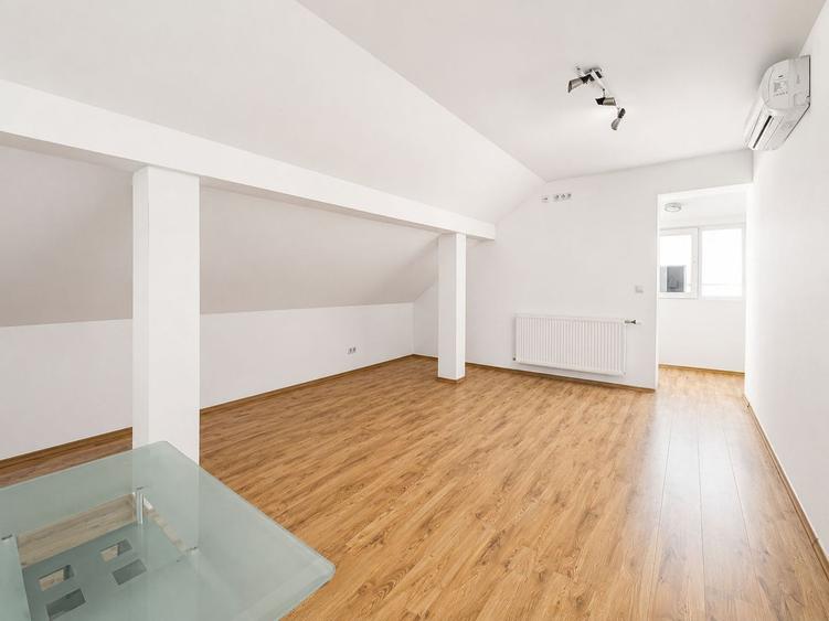 Apartament cu 4 camere - pozitie excelenta - zona Girocului