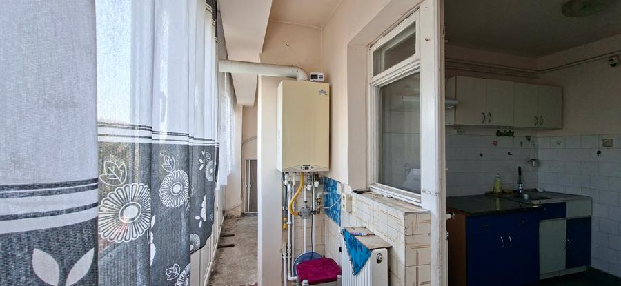 Apartament cu potențial, 59 mp, zona General – utilități separate