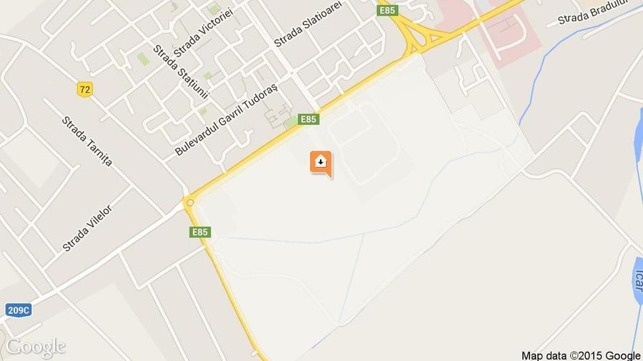Proprietar, teren langa Metro