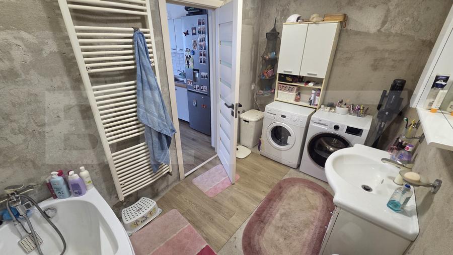 Casă de vânzare, 90 mp, teren 2.000 mp, zona Micești
