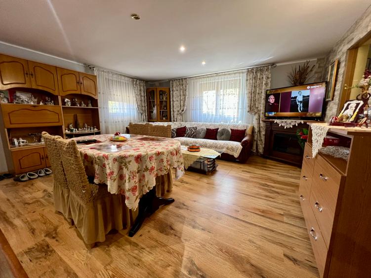 Fidelia Casa vă oferă spre vânzare o vila individuală cu 5 camere si 2 băi