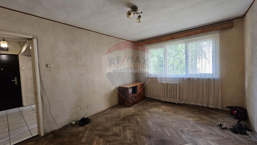 Apartament cu 2 camere, etaj 1 în zona George Enescu, Suceava - 19