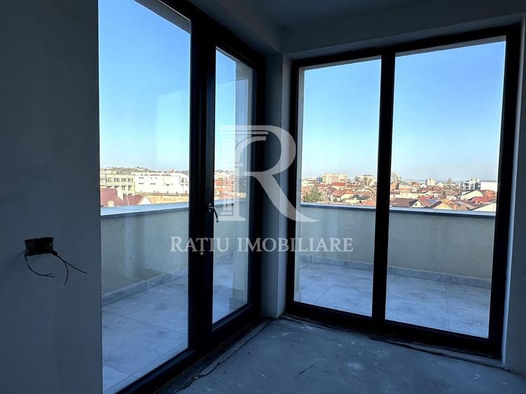 Penthouse cu 3 camere | Ultracentral | Oradea