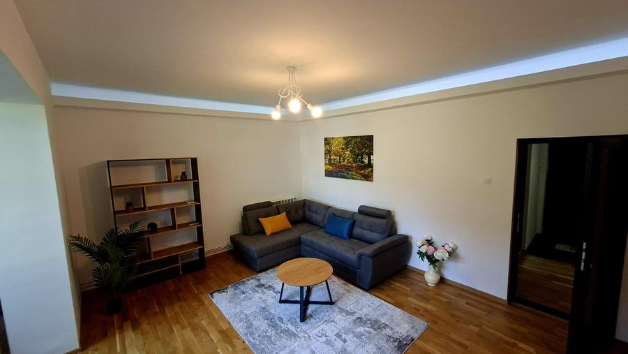 3 camere Trivale , RENOVAT / Parcare , mobilat / utilat !