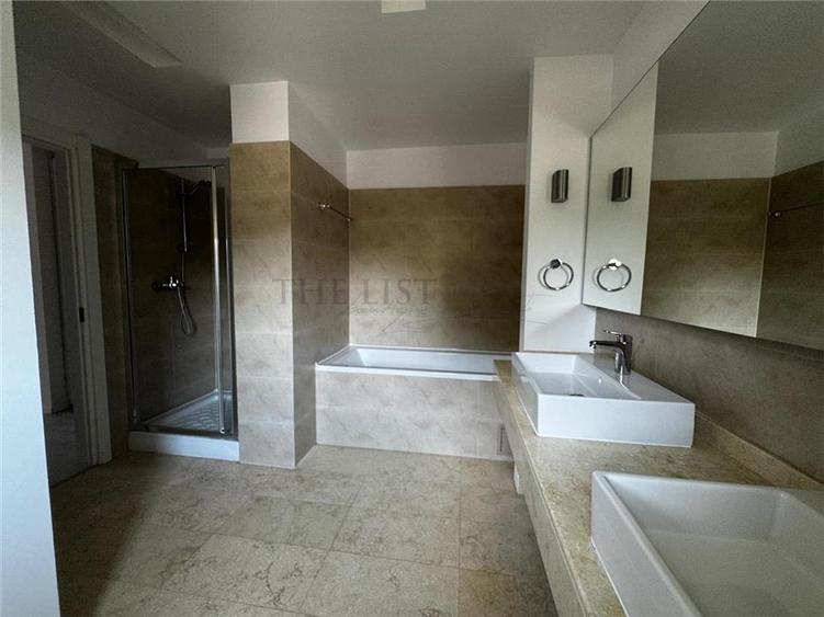 De Vanzare Vila Duplex | Oxford Gardens