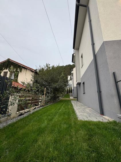 Casa individuala smart de vanzare 193 mp utili, garaj, teren 300 mp, zona VIVO!