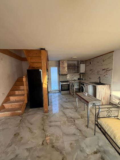 Casa 5 camere/ Oras Pantelimon/curte individuala